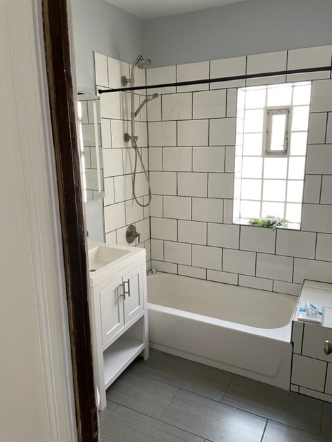 Foto del edificio - 2717 W Belmont Ave