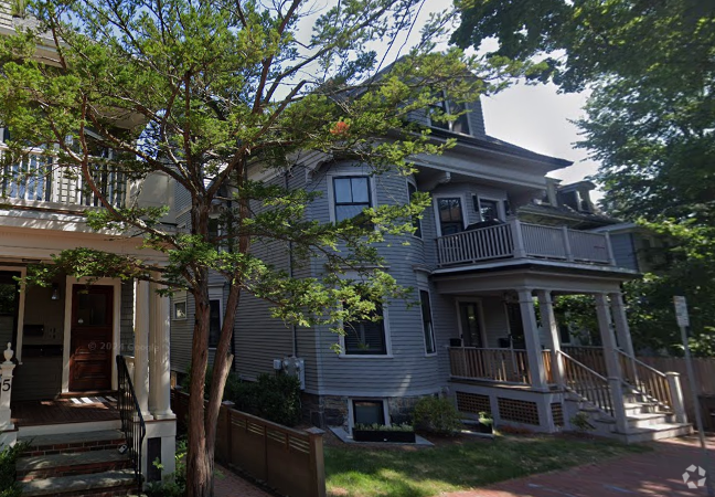 Building Photo - 8A Forest St