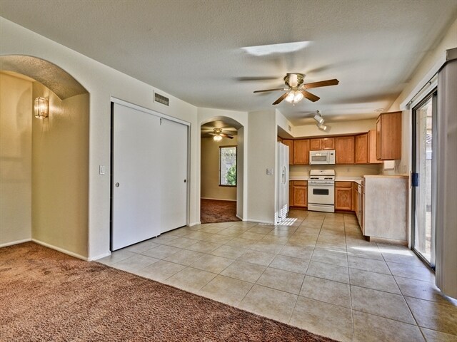 Building Photo - 11439 E Persimmon Avenue