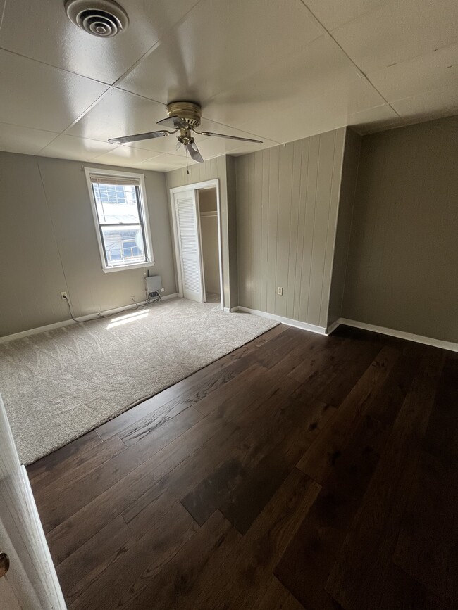 Bedroom - 2119 Jane St