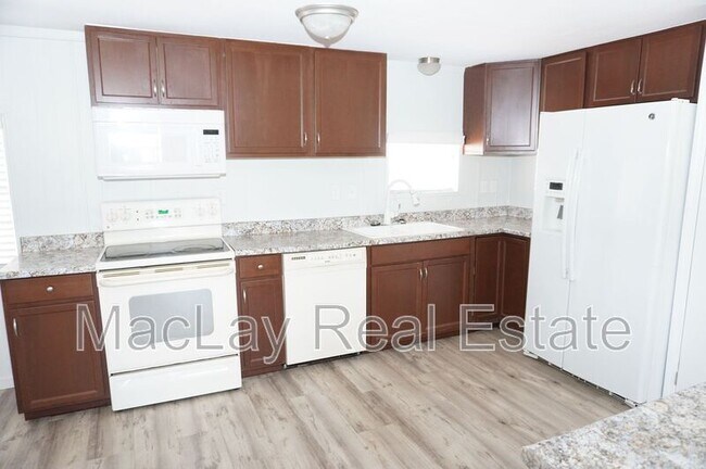 Building Photo - 720 S 97th Pl