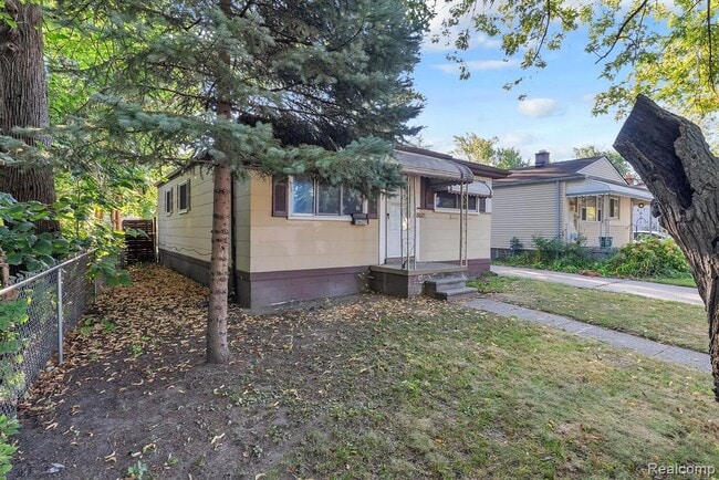 Building Photo - 5627 Gertrude St