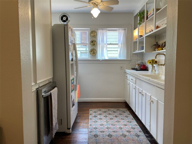 Foto del edificio - 429 Hawthorne St