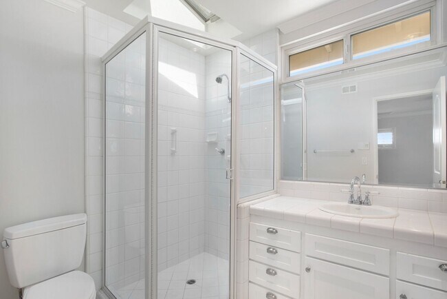 Building Photo - South Huntington Beach Home