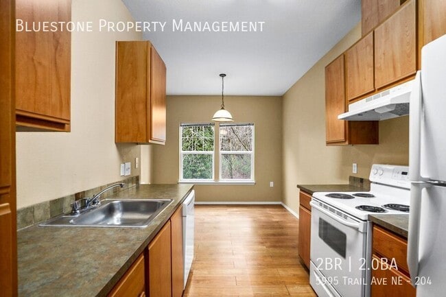Building Photo - 5995 Trail Ave NE