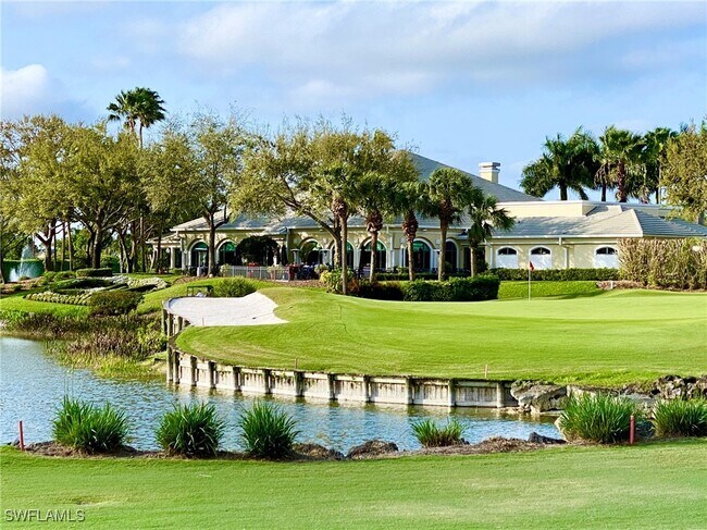 Foto del edificio - 3455 Laurelgreens Ln S