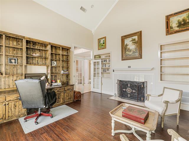 Building Photo - 1110 Hills Creek Dr