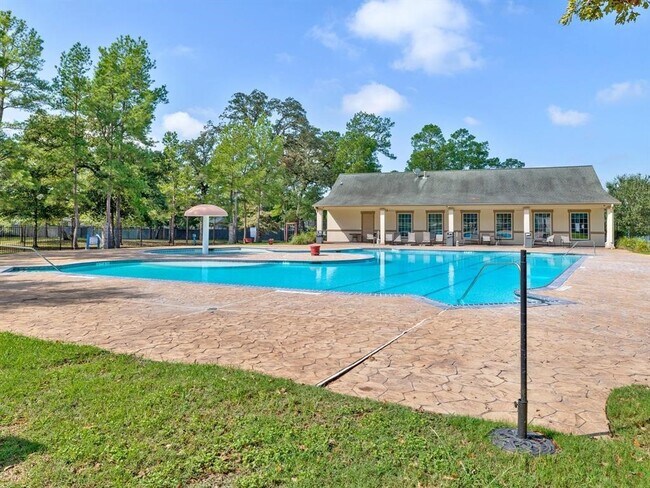 Foto del edificio - 18819 Knobby Oaks Pl