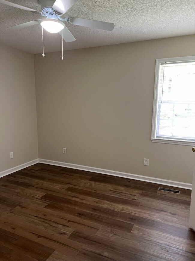 Foto del edificio - 3 Bedroom, 2 Bath Home