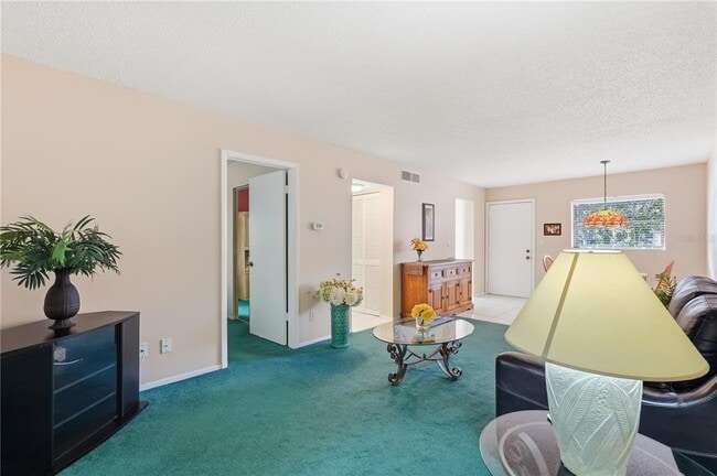 Building Photo - 3034 Eastland Blvd