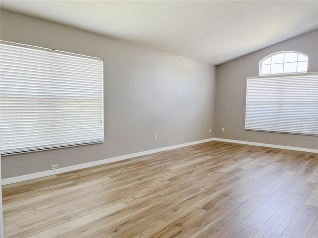 Building Photo - 5769 Los Palma Vista Dr