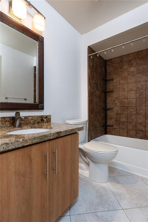 Building Photo - 9999 Summerbreeze Dr