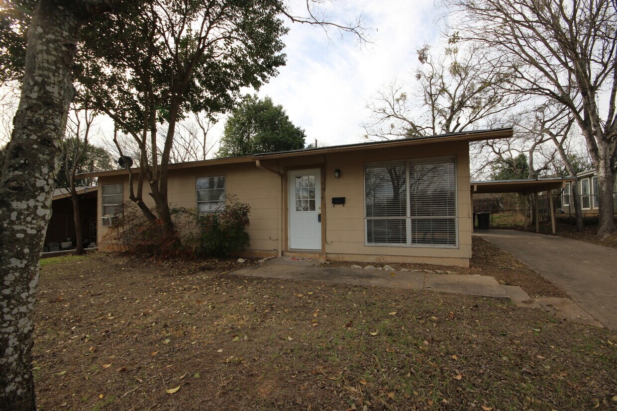 Foto principal - Clean South Austin 3/1 House w/ Carport, P...