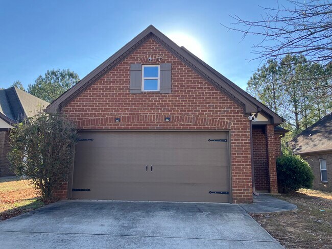 Building Photo - 261 Oxmoor Pl