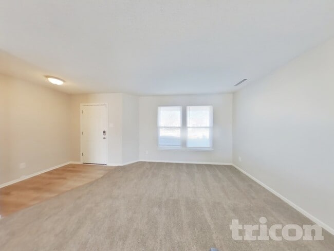 Building Photo - 8343 Weathervane Cir