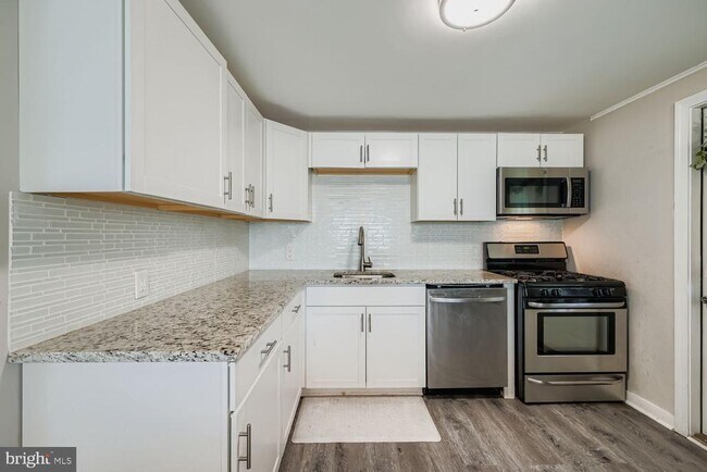 Foto del edificio - 515 Taney Ave