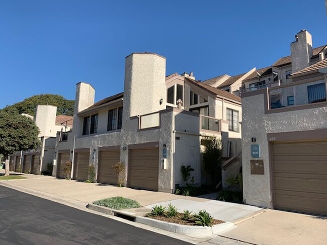 Building Photo - 407 Shoreview Dr