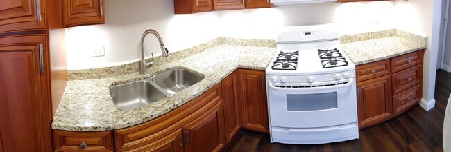 Foto del edificio - 9S412 S Frontage Rd