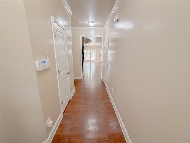 Building Photo - 786 Garbrooke Dr