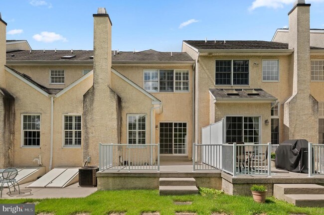 Building Photo - 721 N Sumneytown Pike