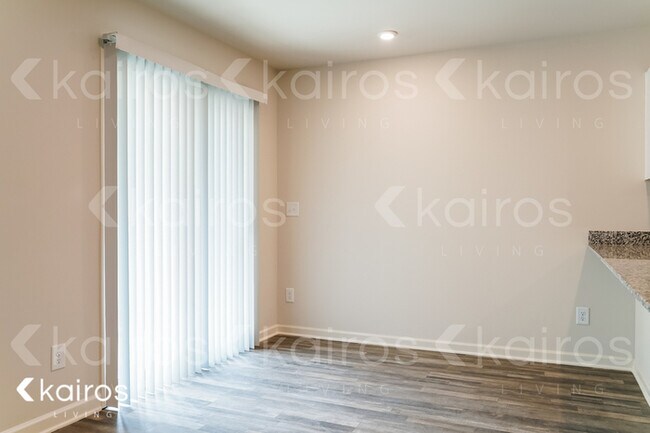 Building Photo - 207 Kyles Dr.
