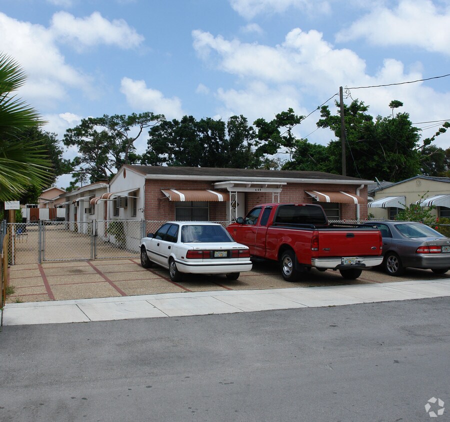 Primary Photo - 440 NW 22nd Ave