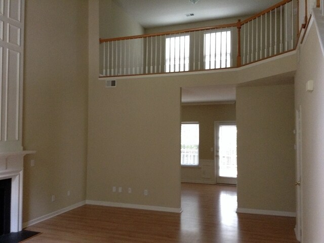 Foto del edificio - 3346 Cherrybrook Dr