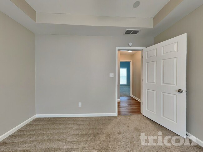 Foto del edificio - 219 Arlington Ct