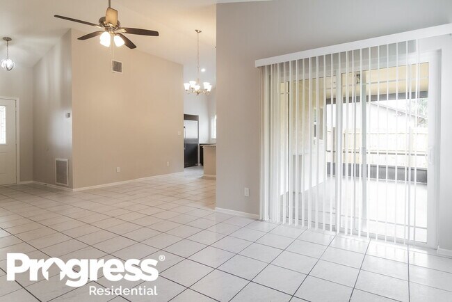Foto del edificio - 3743 Valencia Grove Ln