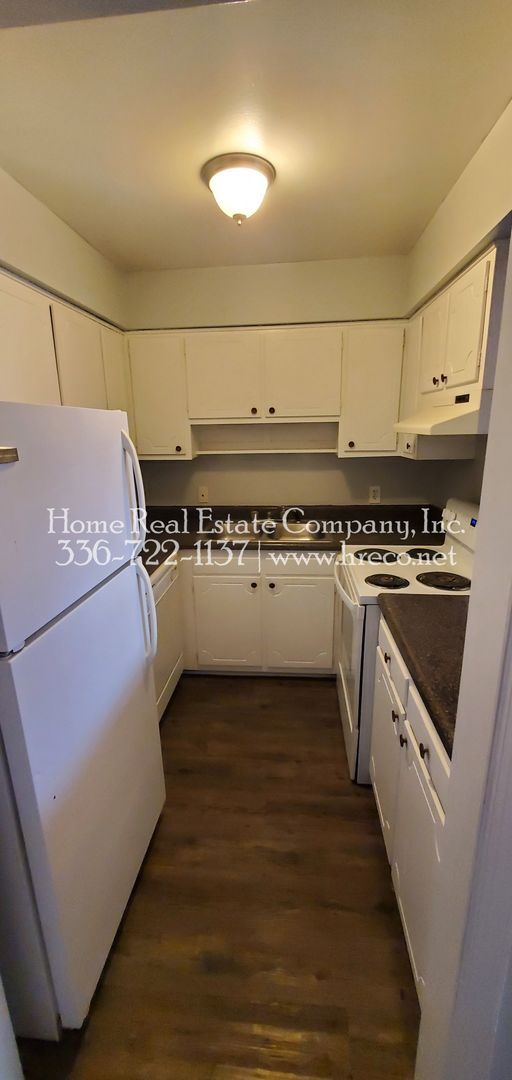 Foto del edificio - 1441 Brookwood Dr