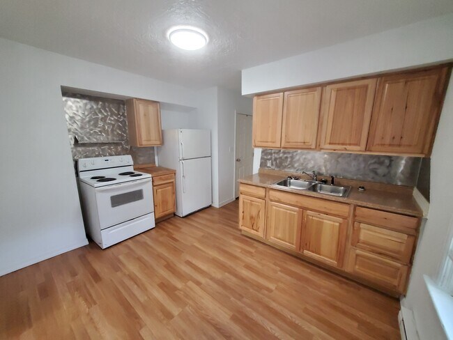 Foto del edificio - 1499 Mound Ave