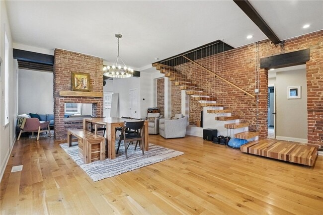 Building Photo - 3865 Howley St
