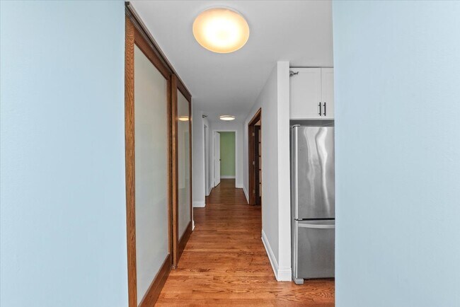 Foto del edificio - 1122 N Clark St