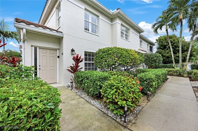 Foto del edificio - 6914 Satinleaf Rd N