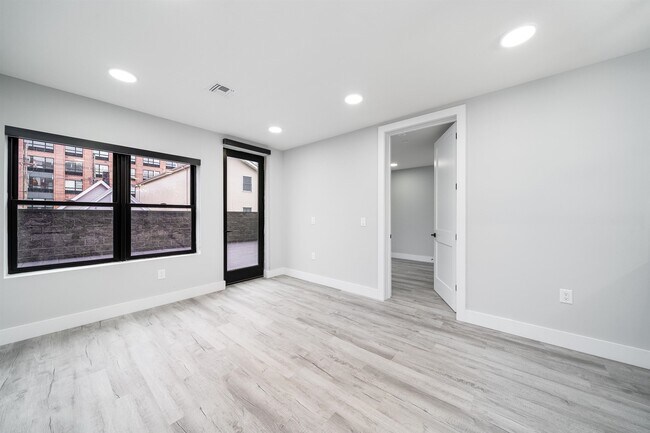 Foto del edificio - 187 Culver Ave