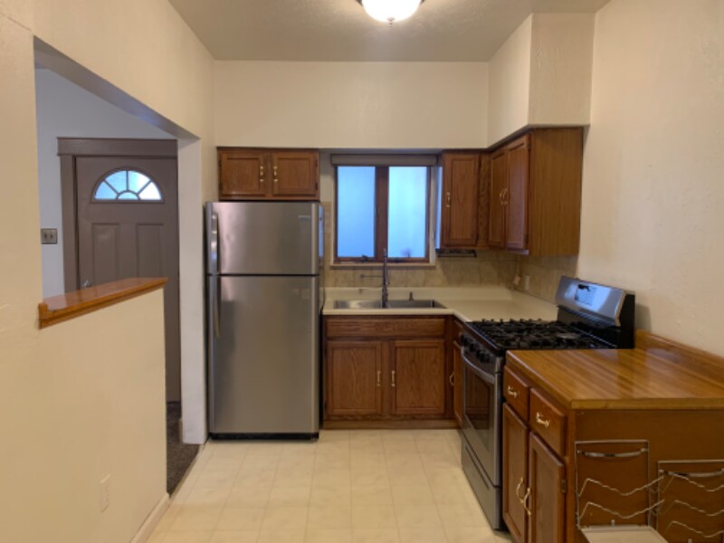 1307 Woodward Ave, McKees Rocks, PA 15136 House Rental in McKees