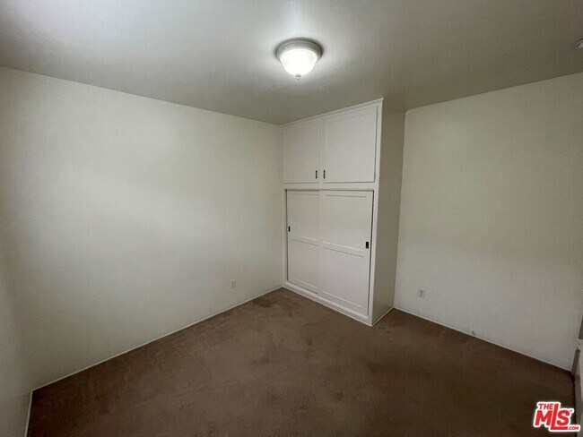 Foto del edificio - 5519 Inglewood Blvd