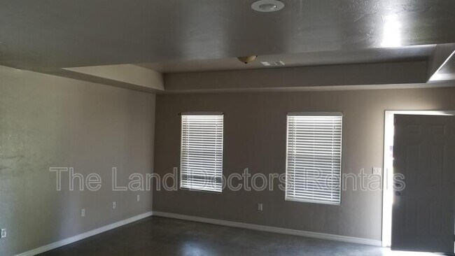 Foto del edificio - 11622 CR 3585