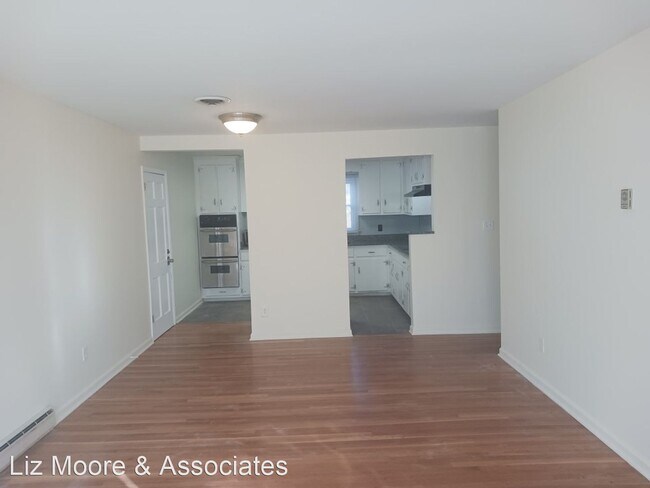 Building Photo - 3 br, 1.5 bath House - 29 Rumson Avenue