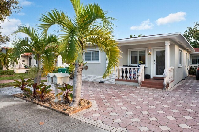 Foto del edificio - 1620 SW 19th St