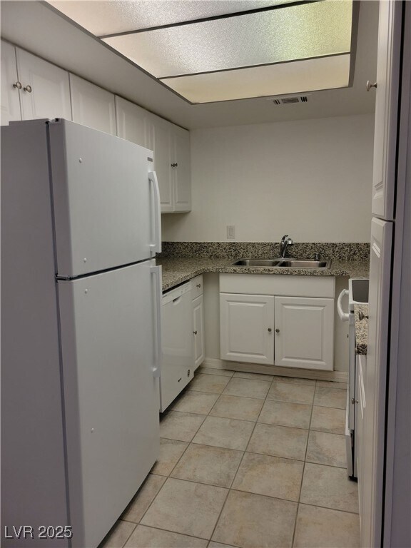 Foto del edificio - 925 Willow Tree Dr