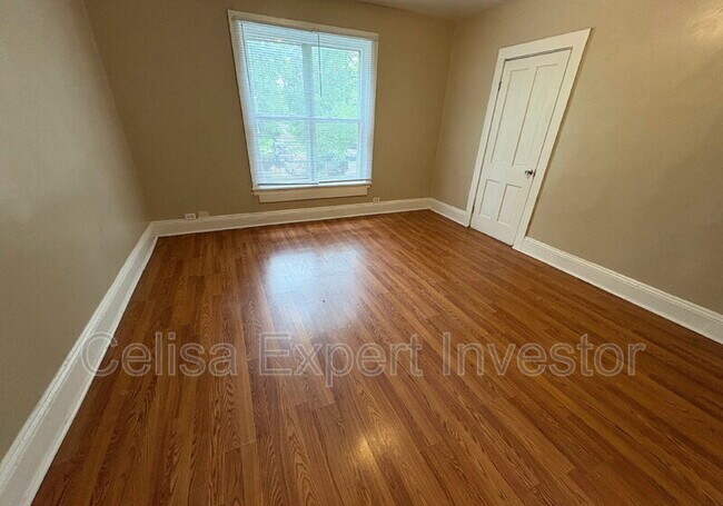 Foto del edificio - 2506 Miner St