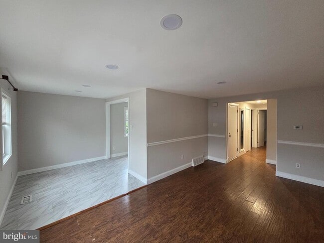 Building Photo - 13071 Cardella Pl