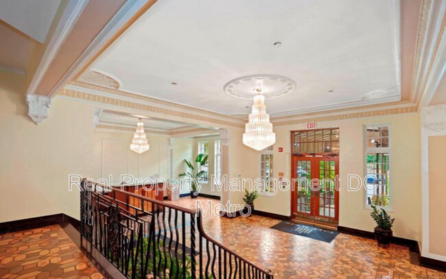 Foto del edificio - 2440 16th St NW