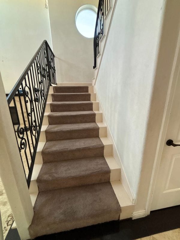 Building Photo - 2600 W Picadilly Way