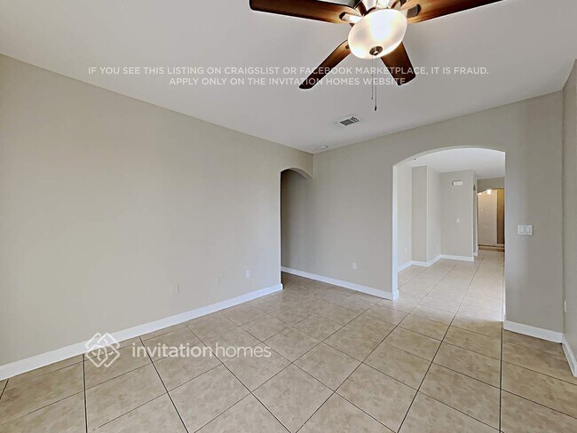 Foto del edificio - 11762 SW 152nd Path