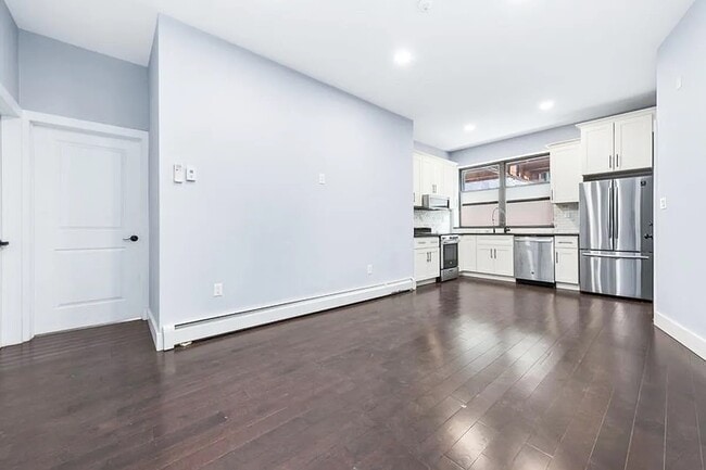 Foto del edificio - 4462 23rd St