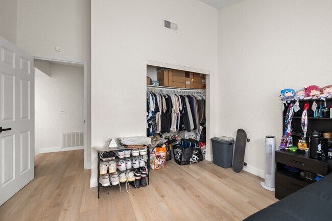 Foto del edificio - 5 bed/3.5 Bath House - Walk to SDSU!