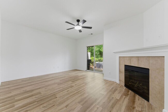 Foto del edificio - 585 McWilliams Rd SE