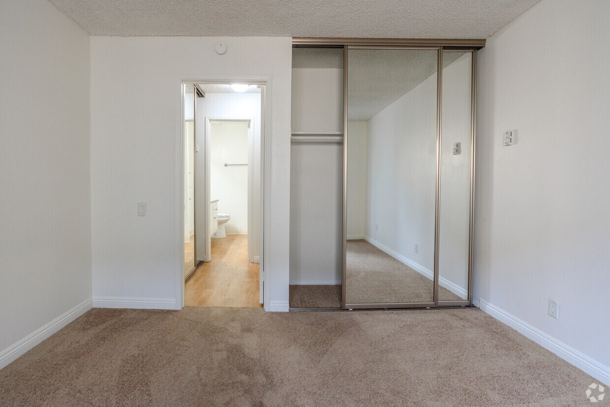 Camino De Oro Apartments in Torrance, CA Westside Rentals